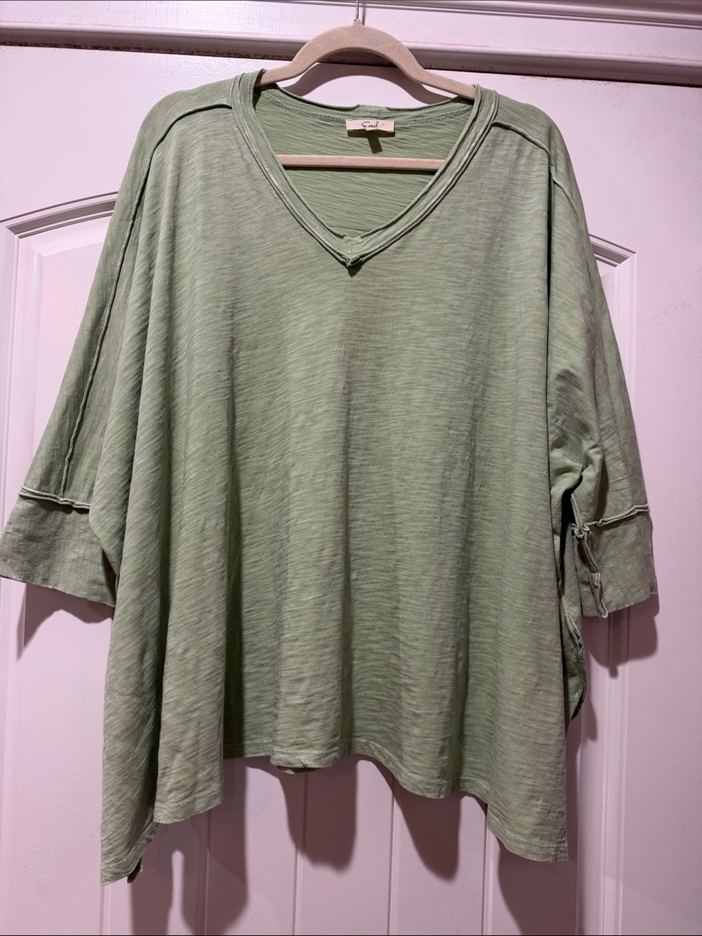 easel Relaxed V-Neck Oversized Tunic in Sage Green